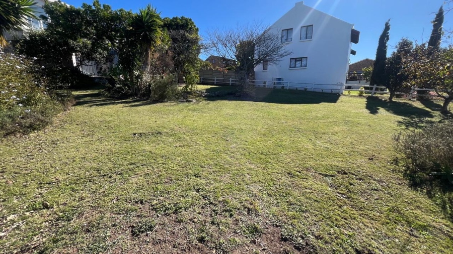 3 Bedroom Property for Sale in Wavecrest Eastern Cape